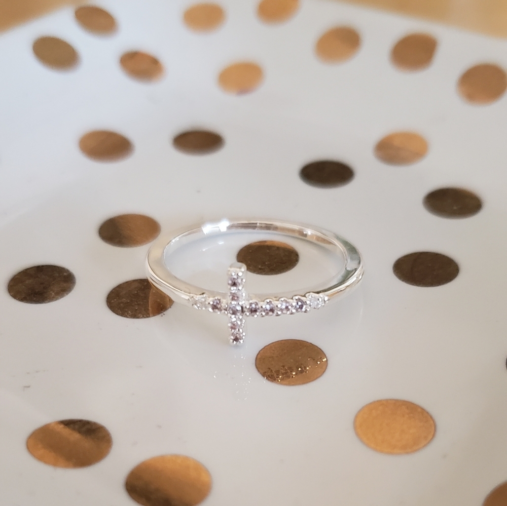 Silver Crystal Cross Ring Size 7